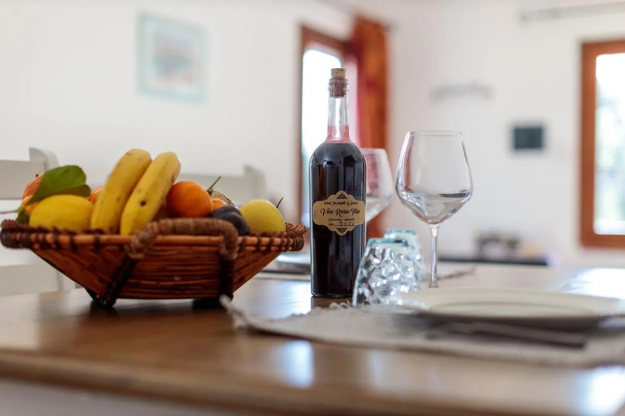 Tiria House Bosa - Casa Vacanze 0*,  Italia